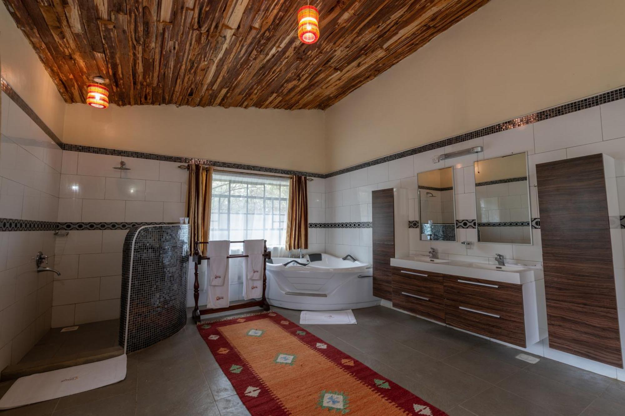 Naivasha Kongoni Lodge - Lakefront Getaway المظهر الخارجي الصورة